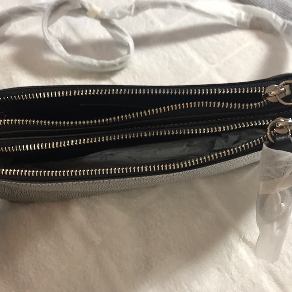 COACH CROSBY CROSSBODY IN BICOLOR LEATHER - Picture 3 of 9